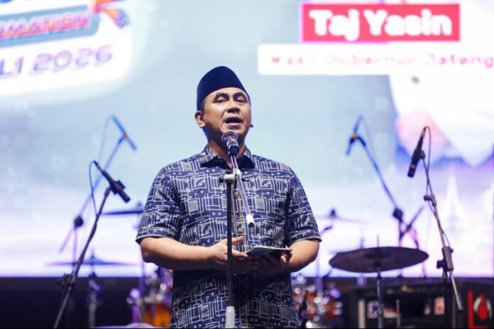 Wakil Gubernur Jateng Taj Yasin Maimoen ketika menutup Jateng Fair 2026 (Foto:ist)
