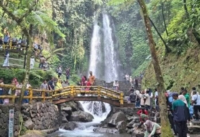 Air Terjun Jumok yang terletak di Ngargoyoso Karanganyar (Foto:ist)