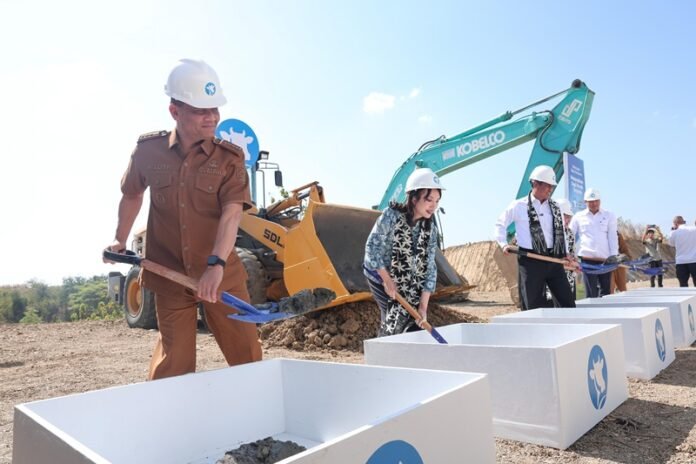 Gubernur Jateng Ahmad Luthfi ketika groundbreaking PT Global Dairi Bersama di Brebes