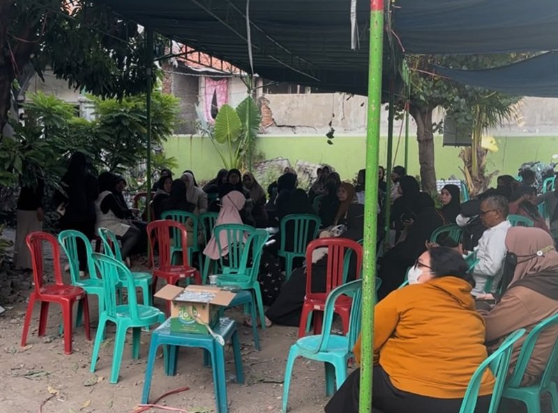 Rumah duka korban kecelakaan perlintasan KA di wilayah RT08 RW 04 Kuningan Semarang Rumah duka korban kecelakaan perlintasan KA di wilayah RT08 RW 04 Kuningan Semarang