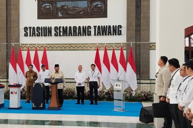 Presiden Prabowo Subianto ketika resmikan revitalisasi Stasiun Tawang Semarang Presiden Prabowo Subianto ketika resmikan revitalisasi Stasiun Tawang Semarang