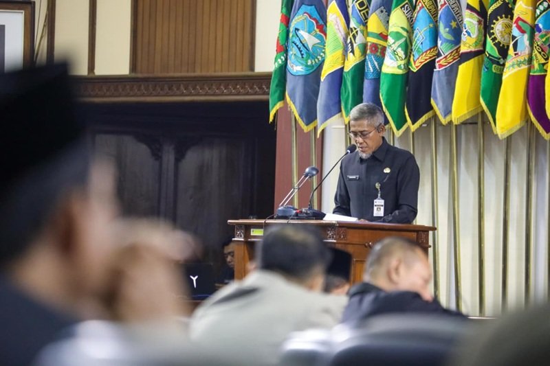 Sekda Jateng Sekda Jateng Sumarno