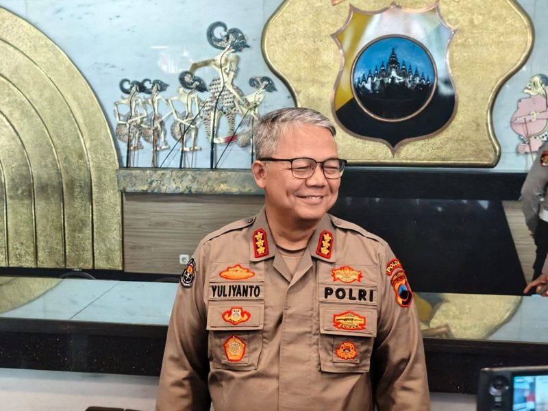 Kabid Humas Polda Jateng, Kombes Pol. Yulianto. Kabid Humas Polda Jateng, Kombes Pol. Yulianto.