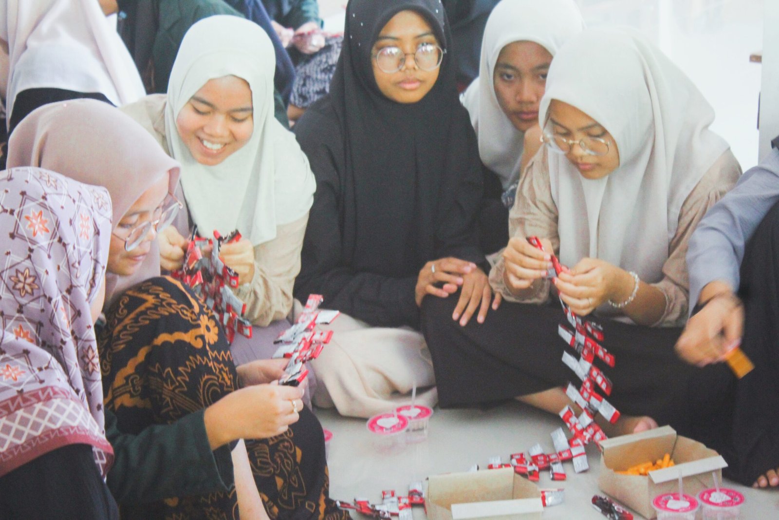 Santriwati KKN UIN WS KKN UIN WS Sulap tas