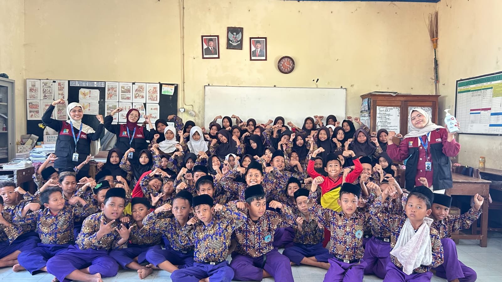 kkn uin ws cuci tangan praktik cuci tangan UIN Walisongo