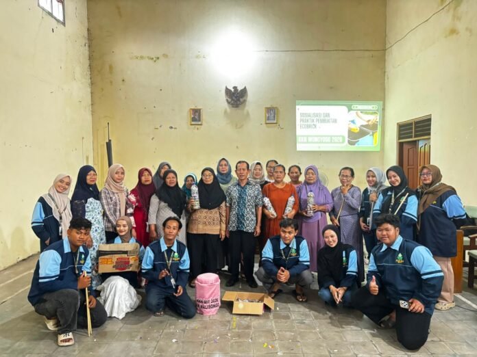 ecobrick kkn uin ws
