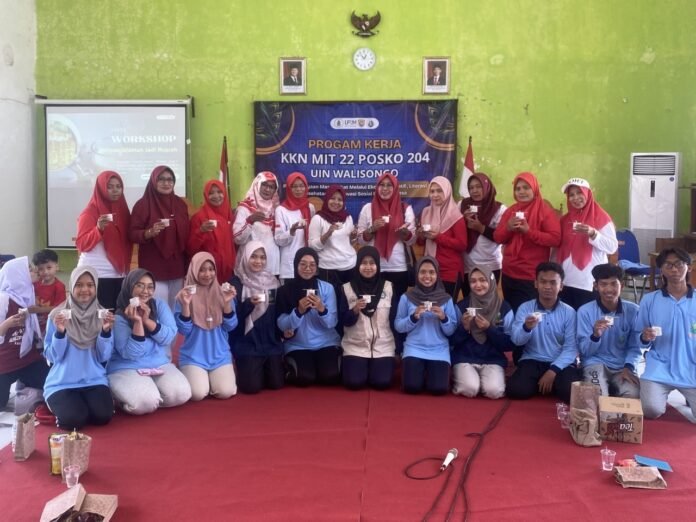 pembuatan lilin aromaterapi kkn uin walisongo