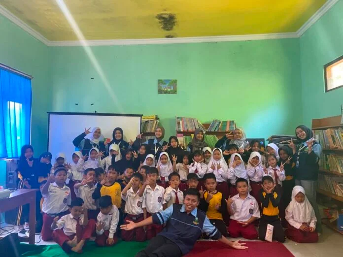 kkn uin ws gelar kelas anti bullying