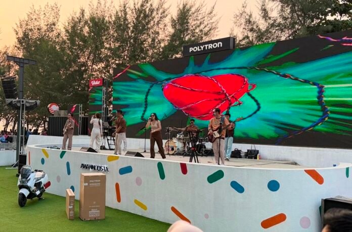 Kemeriahan perayaan 2 tahun AWANNCOSTA berlangsung di kawasan POJ City Semarang