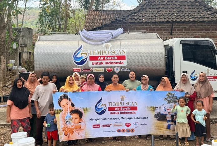 Tempo Scan menyalurkan 640.000 liter air bersih ke 40 titik prioritas di wilayah terdampak kekeringan