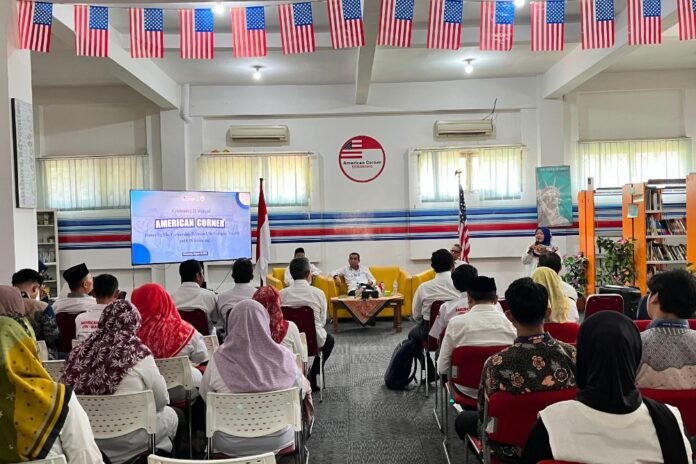 American Corner (Amcor) UIN Semarang menggelar acara perpisahan bertajuk “Celebrating 21 Years of American Corner: Honoring the Partnership Between U.S. Embassy Jakarta and UIN Semarang”, Senin (10/8/2026).