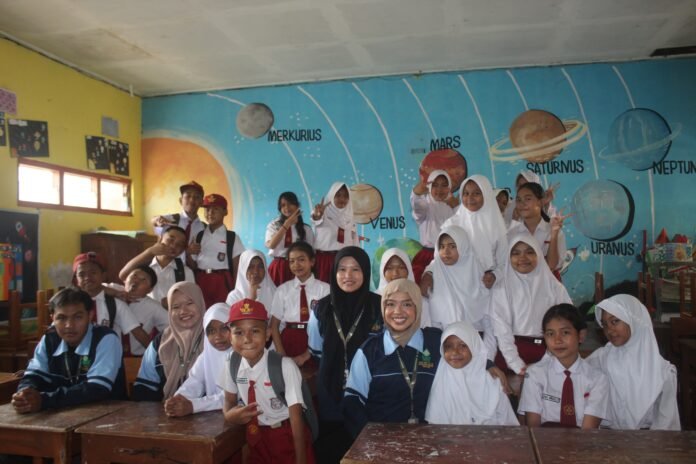 KKN UIN WS pelatihan canva