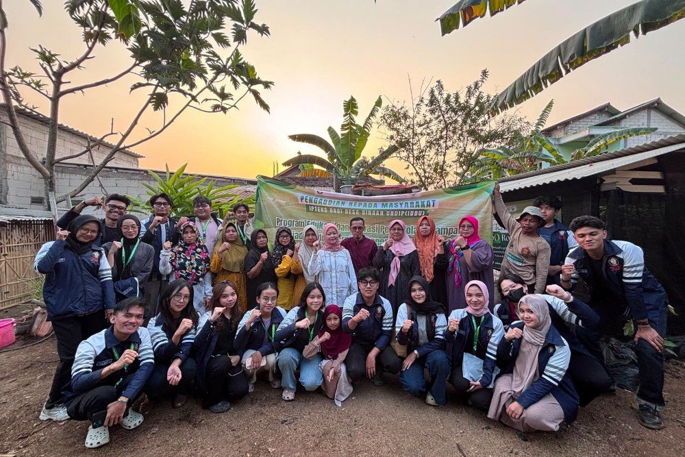 KKN UNDIP KKN-T IDBU-50 Universitas Diponegoro (UNDIP) 2026 melalui pembangunan rumah pupuk yang ditujukan sebagai sarana pengolahan sampah organik bersama masyarakat. (Foto : Dok KKN)