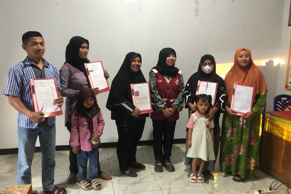 KKN UNDIP mahasiswa Kuliah Kerja Nyata Tematik (KKN-T) 84 Universitas Diponegoro memberikan pelatihan penyusunan display stand berbasis 店づくり (Misezukuri) kepada pelaku UMKM Unggulan Desa Gebugan pada 8 Agustus 2026. Kegiatan ini menjadi bagian dari persiapan UMKM Unggulan Desa Gebugan