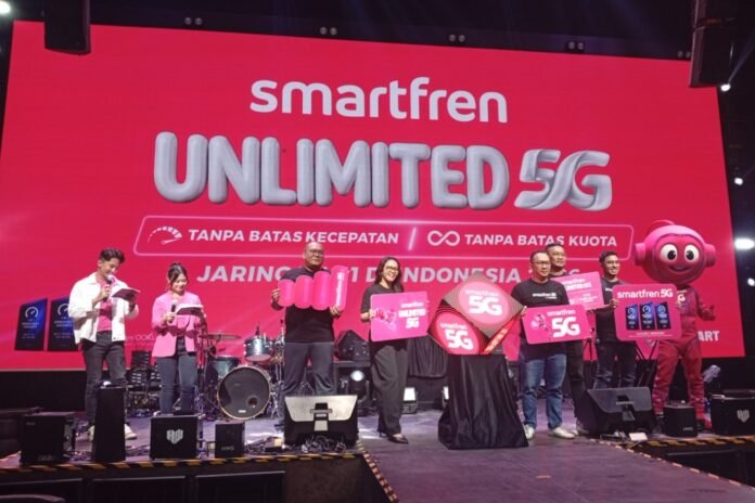 PT XLSMART Telecom Sejahtera Tbk (XLSMART) melalui merek layanan SMARTFREN resmi menghadirkan paket Unlimited 5G di Semarang.