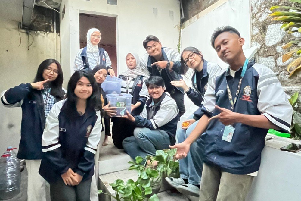KKN UNDIP Mahasiswa Kuliah Kerja Nyata Tematik (KKN-T) 117 Universitas Diponegoro (UNDIP) menghadirkan inovasi pengelolaan air melalui Program Multidisiplin 2 bertajuk “Smart Water System” di Kelurahan Pudak Payung. (Foto : Dok KKN)