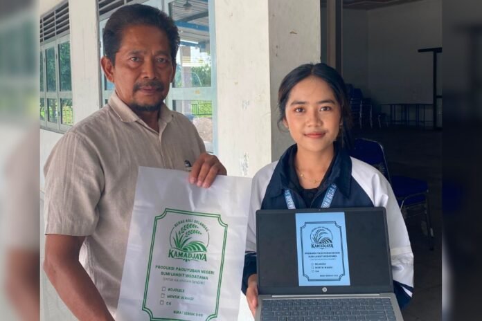 Penyerahan desain logo, kemasan beras siap pakai, dan blueprint desain Beras Asli Delanggu 