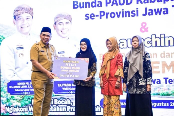 Wakil Gubernur Jateng Taj Yasin Maimoen ketika peluncuran program PAUD EMAS