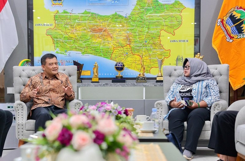Gubernur Jateng Ahmad Luthfi saat menerima audiensi pengurus WCD Jawa Tengah di kantornya, Selasa (11/8/2026). Gubernur Jateng Ahmad Luthfi saat menerima audiensi pengurus WCD Jawa Tengah di kantornya, Selasa (11/8/2026).