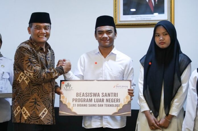 gubernur jateng ahmad luthfi