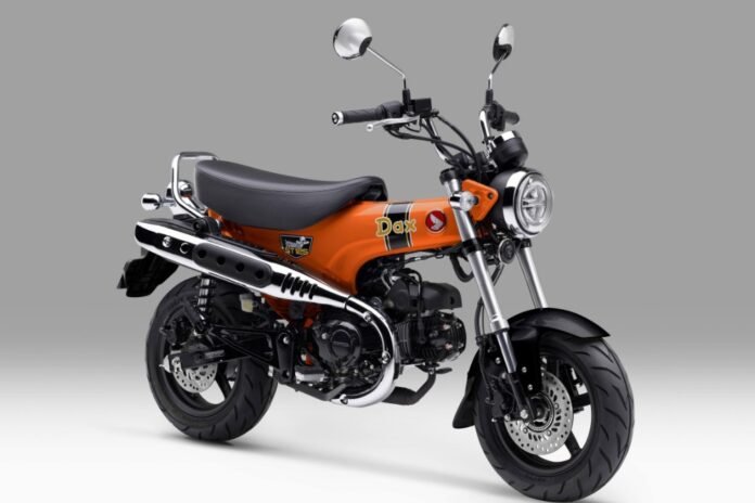 Honda_ST125_Dax_Candy Energy Orange PT Astra Honda Motor (AHM) menghadirkan penyegaran untuk salah satu model ikoniknya,HondaST125Dax