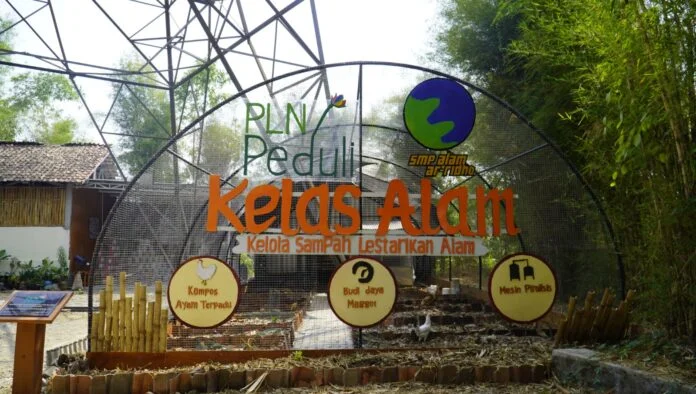 Program TJSL “Kelola Sampah, Lestarikan Alam – Pengelolaan Sampah Terpadu dan Berkelanjutan Warga Meteseh, Kecamatan Tembalang.”