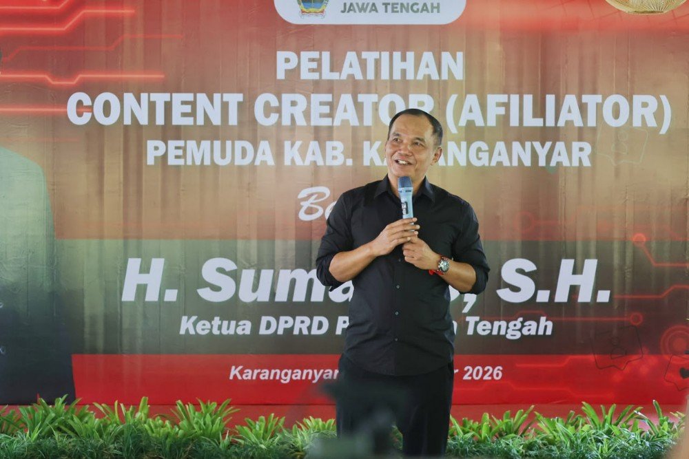 Ketua DPRD Jawa Tengah Sumanto saat menggelar Pelatihan Content Creator dan Afiliator di Kabupaten Karanganyar, belum lama ini. (Foto : Dok DPRD Jateng)