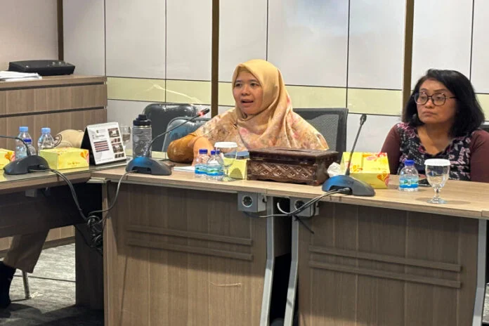 Anggota Komisi C DPRD Kota Semarang, Dini Inayati saat temui warga Gombel Lama Kota Semarang di Kantornya, Selasa (8/9/2026)