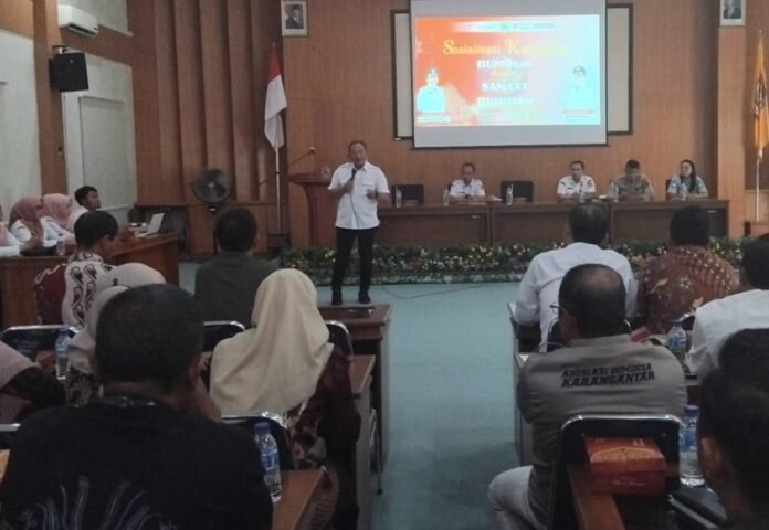Bupati Karanganyar Rober Christanto