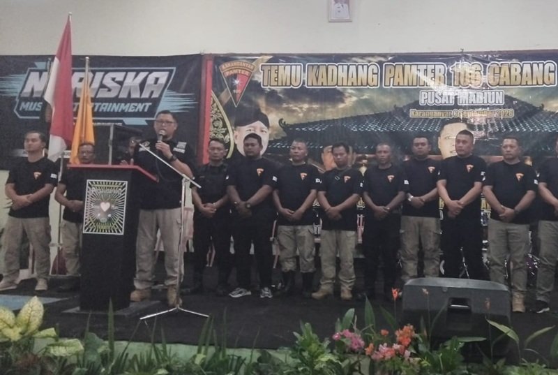 Ketua Pamter PSHT Cabang Karanganyar Pusat Madiun, Agus Pramono Jati Ketua Pamter PSHT Cabang Karanganyar Pusat Madiun, Agus Pramono Jati (Foto:Iwan)